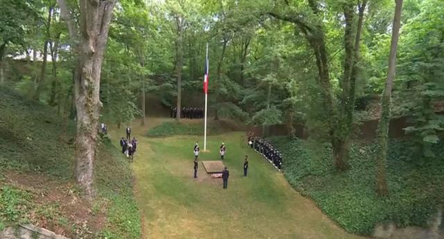 Cérémonie de l&#039;Appel du 18 juin 1940 au Mont-Valérien